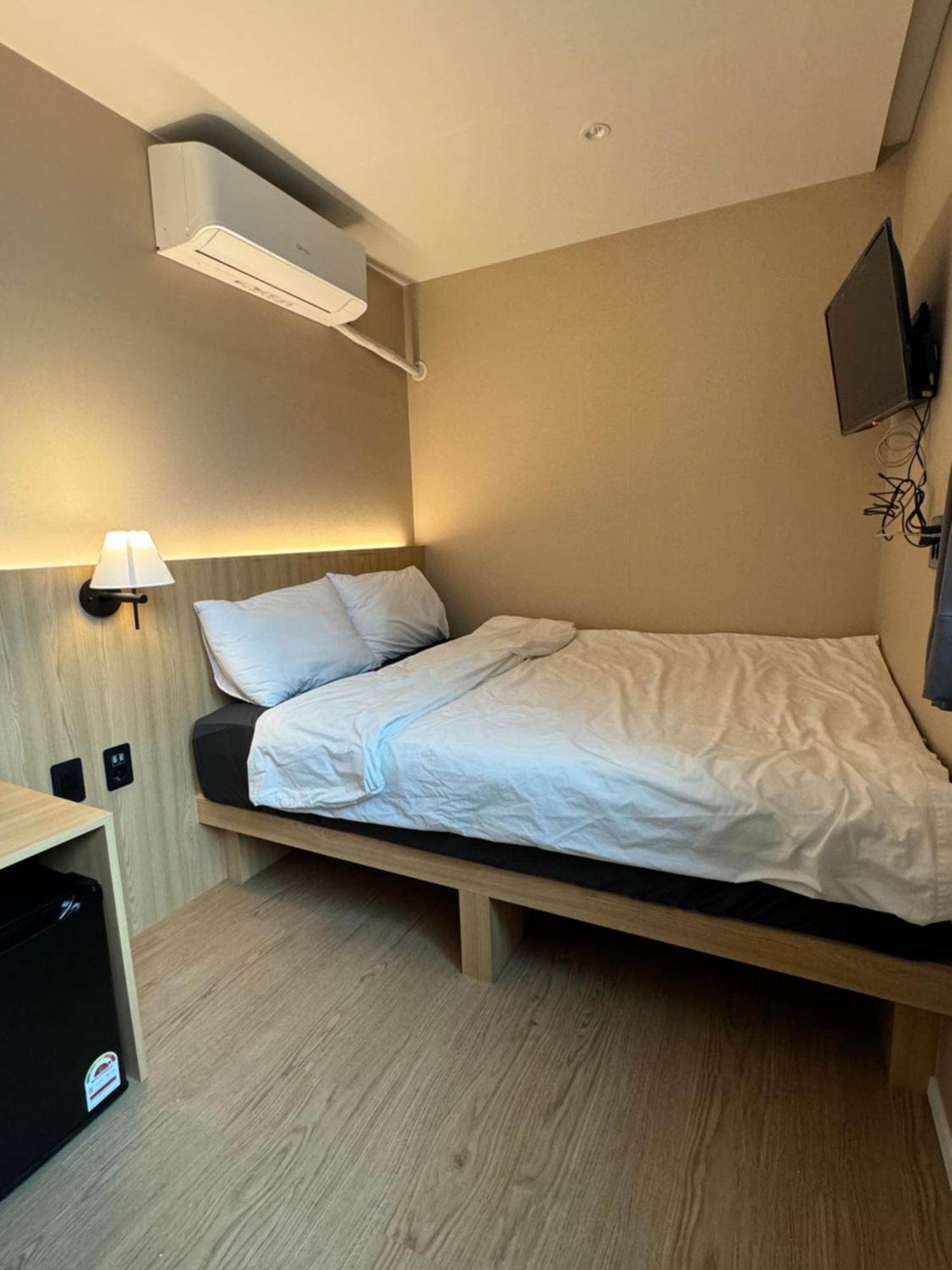 Well Plus Guest House Сеул Экстерьер фото